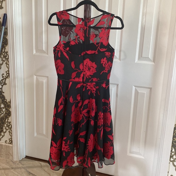 Wedding Reception Dress , sheer top, fully lined very classic! - Picture 2 of 3